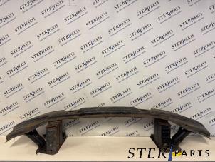 Gebruikte Frontbalk Mercedes Vito (639.6) 2.2 111 CDI 16V Prijs € 175,39 Inclusief btw aangeboden door Sterparts Mercedes specialist