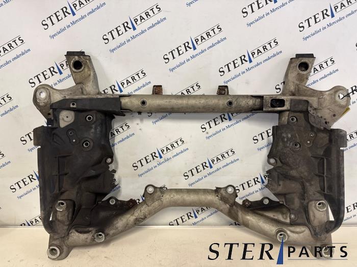 Gebruikte Subframe Mercedes CLS Shooting Brake (X218) 350 CDI BlueEfficiency 3.0 V6 24V Prijs € 89,50 Margeregeling aangeboden door Sterparts Mercedes specialist
