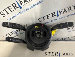 Gebruikte Schakelaar Stuurkolom (licht) Mercedes E Estate (S213) E-200d 2.0 Turbo 16V Prijs € 174,50 Margeregeling aangeboden door Sterparts Mercedes specialist