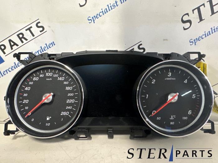 Gebruikte Kilometerteller KM Mercedes E Estate (S213) E-200d 2.0 Turbo 16V Prijs € 349,50 Margeregeling aangeboden door Sterparts Mercedes specialist