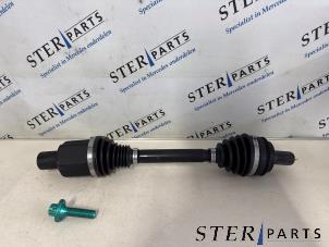 Nieuwe Cardanas rechts-voor (VWA) Mercedes S (222.0/222.1) 3.0 S-400 24V 4-Matic Prijs € 598,95 Inclusief btw aangeboden door Sterparts Mercedes specialist