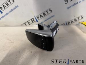 Gebruikte I-Drive knop Mercedes C (W205) C-350 e 2.0 16V Prijs € 157,24 Inclusief btw aangeboden door Sterparts Mercedes specialist