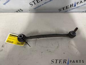 Gebruikte Spoorstang rechts Mercedes SLK (R172) 2.1 250 CDI, 250d 16V Prijs € 19,95 Margeregeling aangeboden door Sterparts Mercedes specialist