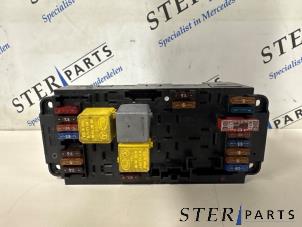 Gebruikte Comfort Module Mercedes C (W203) 2.2 C-200 CDI 16V Prijs € 195,00 Margeregeling aangeboden door Sterparts Mercedes specialist