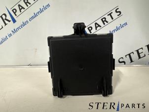 Gebruikte Centrale Deurvergrendelings Module Mercedes E Estate (S213) E-200d 2.0 Turbo 16V Prijs € 19,95 Margeregeling aangeboden door Sterparts Mercedes specialist
