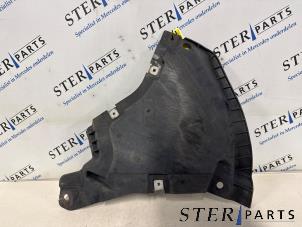Gebruikte Bumper onderplaat Mercedes E Estate (S213) E-200d 2.0 Turbo 16V Prijs € 14,95 Margeregeling aangeboden door Sterparts Mercedes specialist