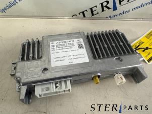 Gebruikte PDC Module Mercedes E Estate (S213) E-200d 2.0 Turbo 16V Prijs € 149,50 Margeregeling aangeboden door Sterparts Mercedes specialist