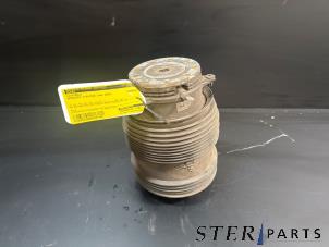 Gebruikte Luchtbalg Mercedes C Estate (S205) C-350 e 2.0 16V Prijs € 149,50 Margeregeling aangeboden door Sterparts Mercedes specialist