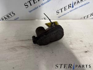Gebruikte Handrem motor Mercedes E Estate (S213) E-200d 2.0 Turbo 16V Prijs € 29,95 Margeregeling aangeboden door Sterparts Mercedes specialist