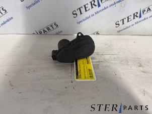 Gebruikte Handrem motor Mercedes E Estate (S213) E-200d 2.0 Turbo 16V Prijs € 29,95 Margeregeling aangeboden door Sterparts Mercedes specialist
