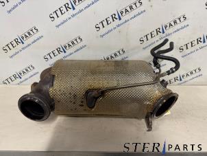 Gebruikte Roetfilter Mercedes E Estate (S213) E-200d 2.0 Turbo 16V Prijs € 495,00 Margeregeling aangeboden door Sterparts Mercedes specialist
