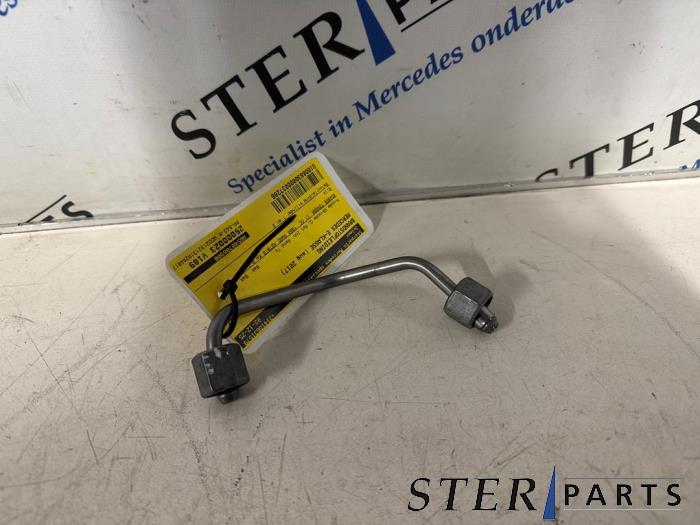 Brandstofleiding van een Mercedes-Benz E Estate (S213) E-200d 2.0 Turbo 16V 2017