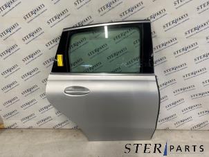 Gebruikte Portier 4Deurs rechts-achter Mercedes B (W247) 2.0 B-200d Prijs € 595,00 Margeregeling aangeboden door Sterparts Mercedes specialist