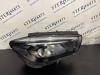 Mercedes-Benz B (W247) 2.0 B-200d Koplamp rechts