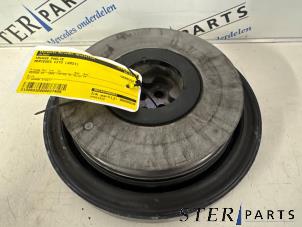 Gebruikte Krukas Poelie Mercedes V (447.8) 2.0 220 CDI, 220d 16V Prijs € 74,50 Margeregeling aangeboden door Sterparts Mercedes specialist