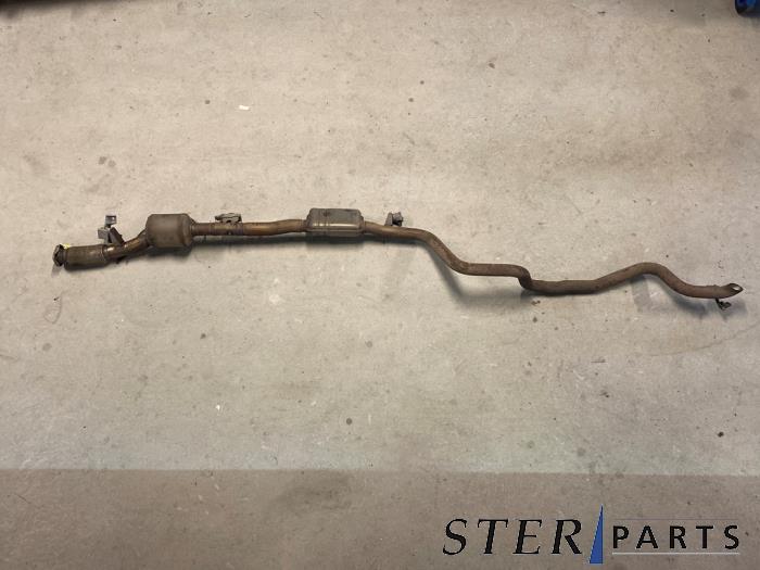 Gebruikte Uitlaat (compleet) Mercedes B (W247) 2.0 B-200d Prijs € 245,00 Margeregeling aangeboden door Sterparts Mercedes specialist