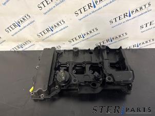 Gebruikte Kleppendeksel Mercedes E (C207) E-200 CGI 16V BlueEfficiency Prijs € 59,50 Margeregeling aangeboden door Sterparts Mercedes specialist