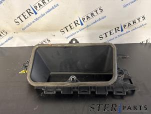 Gebruikte Diversen Mercedes C Estate (S205) C-350 e 2.0 16V Prijs € 9,50 Margeregeling aangeboden door Sterparts Mercedes specialist