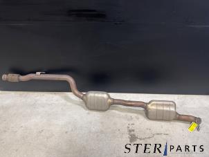 Gebruikte Uitlaat Middendemper Mercedes C Estate (S205) C-350 e 2.0 16V Prijs € 194,50 Margeregeling aangeboden door Sterparts Mercedes specialist