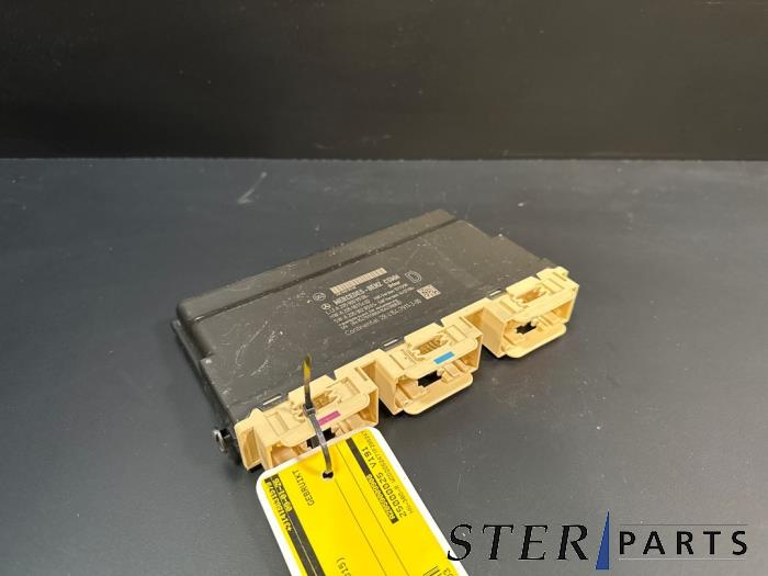 Gebruikte Computer stoel Mercedes C Estate (S205) C-350 e 2.0 16V Prijs € 89,50 Margeregeling aangeboden door Sterparts Mercedes specialist