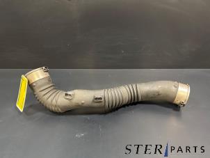 Gebruikte Turboslang Mercedes B (W247) 2.0 B-200d Prijs € 49,50 Margeregeling aangeboden door Sterparts Mercedes specialist