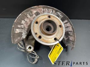 Gebruikte Fusee rechts-voor Mercedes Vito (639.6) 2.2 109 CDI 16V Prijs € 90,15 Inclusief btw aangeboden door Sterparts Mercedes specialist