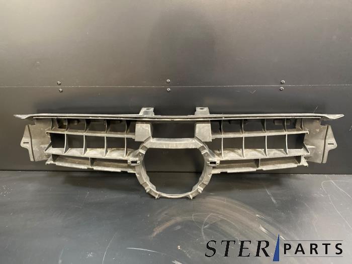 Gebruikte Frontdeel steun Mercedes GLE (V167) 350 e 2.0 16V 4-Matic Prijs € 44,95 Margeregeling aangeboden door Sterparts Mercedes specialist