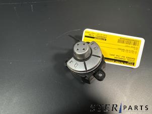 Gebruikte Spiegel Schakelaar Mercedes SLK (R171) 1.8 200 K 16V Prijs € 19,50 Margeregeling aangeboden door Sterparts Mercedes specialist