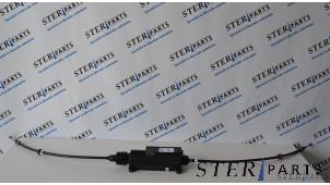 Nieuwe Handrem motor Mercedes V (447.8) 2.0 250d 16V Prijs € 326,10 Inclusief btw aangeboden door Sterparts Mercedes specialist