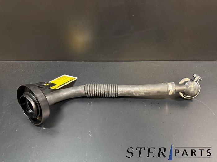 Gebruikte Olie vulpijp Mercedes Sprinter 3,5t (907.6/910.6) 311 CDI 2.0 D RWD Prijs € 19,50 Margeregeling aangeboden door Sterparts Mercedes specialist