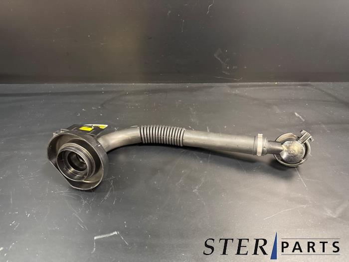 Gebruikte Olie vulpijp Mercedes Sprinter 3,5t (907.6/910.6) 311 CDI 2.0 D RWD Prijs € 19,50 Margeregeling aangeboden door Sterparts Mercedes specialist