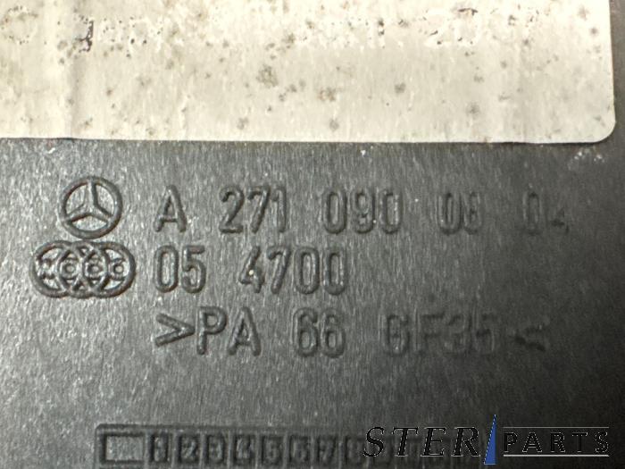 Intercooler Buis van een Mercedes-Benz C (W204) 1.8 C-200K 16V 2007