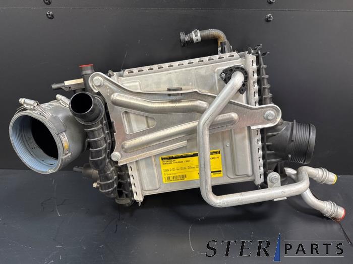 Gebruikte Intercooler Mercedes A (177.0) 2.0 A-35 AMG Turbo 16V 4Matic Prijs € 144,95 Margeregeling aangeboden door Sterparts Mercedes specialist