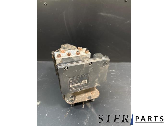 Gebruikte ABS Pomp Mercedes ML II (164/4JG) 3.5 350 4-Matic V6 24V Prijs € 199,50 Margeregeling aangeboden door Sterparts Mercedes specialist