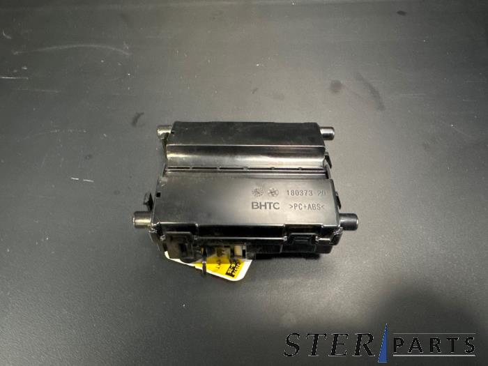 Gebruikte Module climatronic Mercedes C Estate (S205) C-350 e 2.0 16V Prijs € 44,95 Margeregeling aangeboden door Sterparts Mercedes specialist