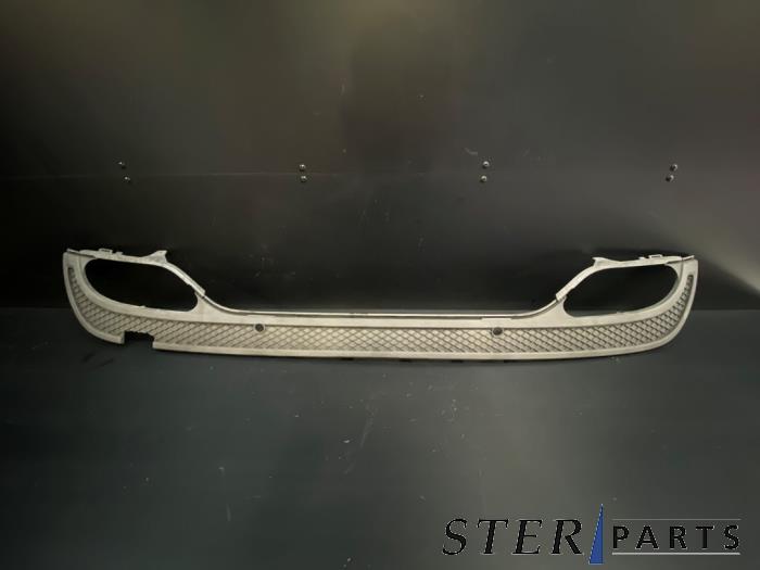 Nieuwe Diffuser achterbumper Mercedes C (W205) C-220 2.2 CDI BlueTEC, C-220 d 16V Prijs € 90,15 Inclusief btw aangeboden door Sterparts Mercedes specialist
