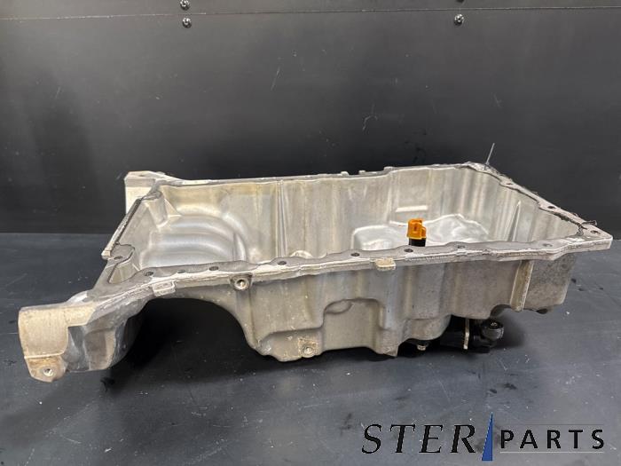 Gebruikte Carterpan Mercedes A (177.0) 2.0 A-250 Turbo 16V Prijs € 174,50 Margeregeling aangeboden door Sterparts Mercedes specialist