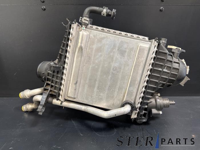 Gebruikte Intercooler Mercedes A (177.0) 2.0 A-250 Turbo 16V Prijs € 144,95 Margeregeling aangeboden door Sterparts Mercedes specialist