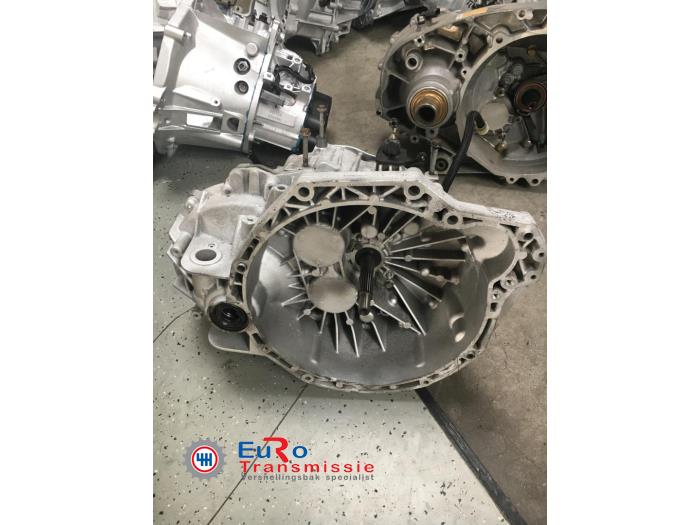 Gereviseerde Automaatbak Opel Movano (4A1; 4A2; 4B2; 4B3; 4C2; 4C3) 2.5 CDTI 16V DPF Prijs € 1.149,50 Inclusief btw aangeboden door Eurotransmissie