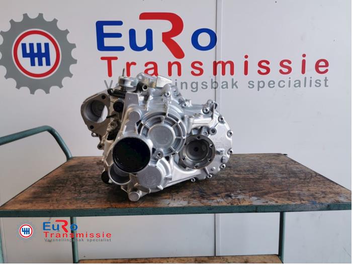 Versnellingsbak van een Volkswagen Touran (1T1/T2) 2.0 TDI 16V 136 2009