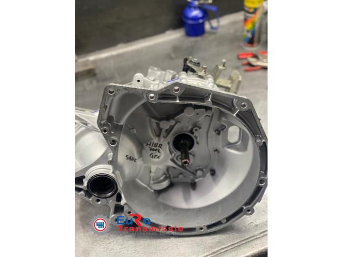 Versnellingsbak van een Ford Fiesta 7 1.1 Ti-VCT 12V 70 2019