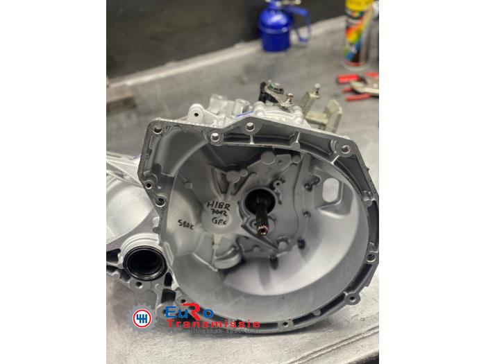 Versnellingsbak van een Ford Fiesta 7 1.1 Ti-VCT 12V 70 2019