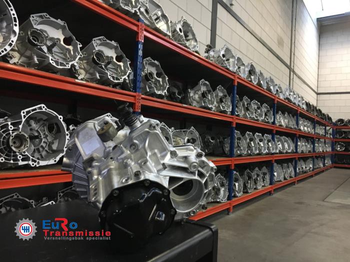 Versnellingsbak van een Daewoo Spark 1.2 16V 2011