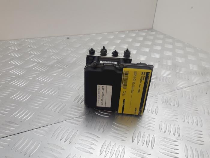 Gebruikte ABS Pomp BMW 5 serie (E60) 525d 24V Prijs € 175,00 Margeregeling aangeboden door Bentie's autodemontage