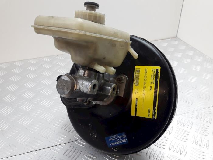 Gebruikte Rembekrachtiger BMW 3 serie (E36/2) M3 3.0 24V Prijs € 175,00 Margeregeling aangeboden door Bentie's autodemontage