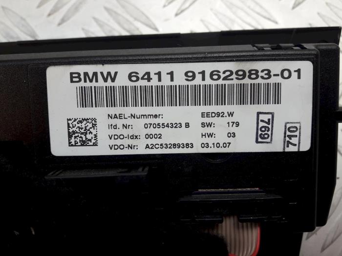 Climatronic Paneel van een BMW 3 serie (E90) 320d 16V Corporate Lease 2011