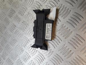 Gebruikte Alarm sensor BMW 3 serie (E46/2) 318 Ci Prijs € 30,00 Margeregeling aangeboden door Bentie's autodemontage