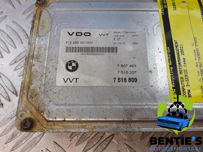 Computer Motormanagement van een BMW 3 serie (E46/2) 318 Ci 16V 2002
