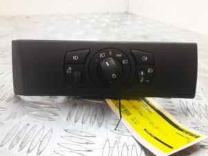 Gebruikte Licht Schakelaar BMW 5 serie (E60) 535d 24V Prijs € 25,00 Margeregeling aangeboden door Bentie's autodemontage