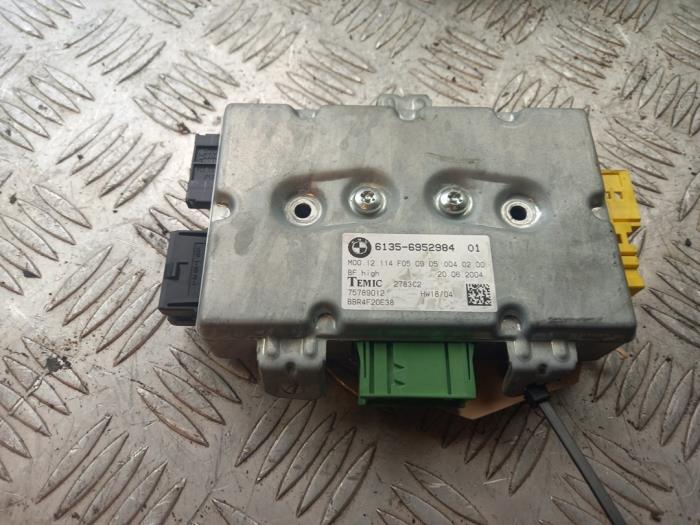 Gebruikte Module Comfort BMW 5 serie Touring (E61) 525d 24V Prijs € 29,00 Margeregeling aangeboden door Bentie's autodemontage